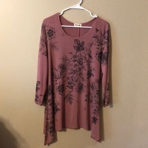 Floral tunic. Large. Great condition